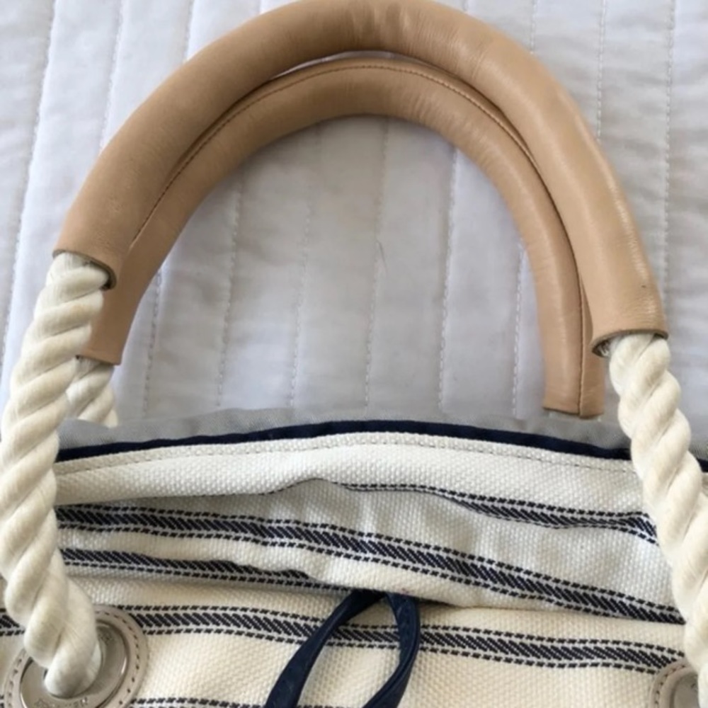 Coach handbag - Picture 2 of 6